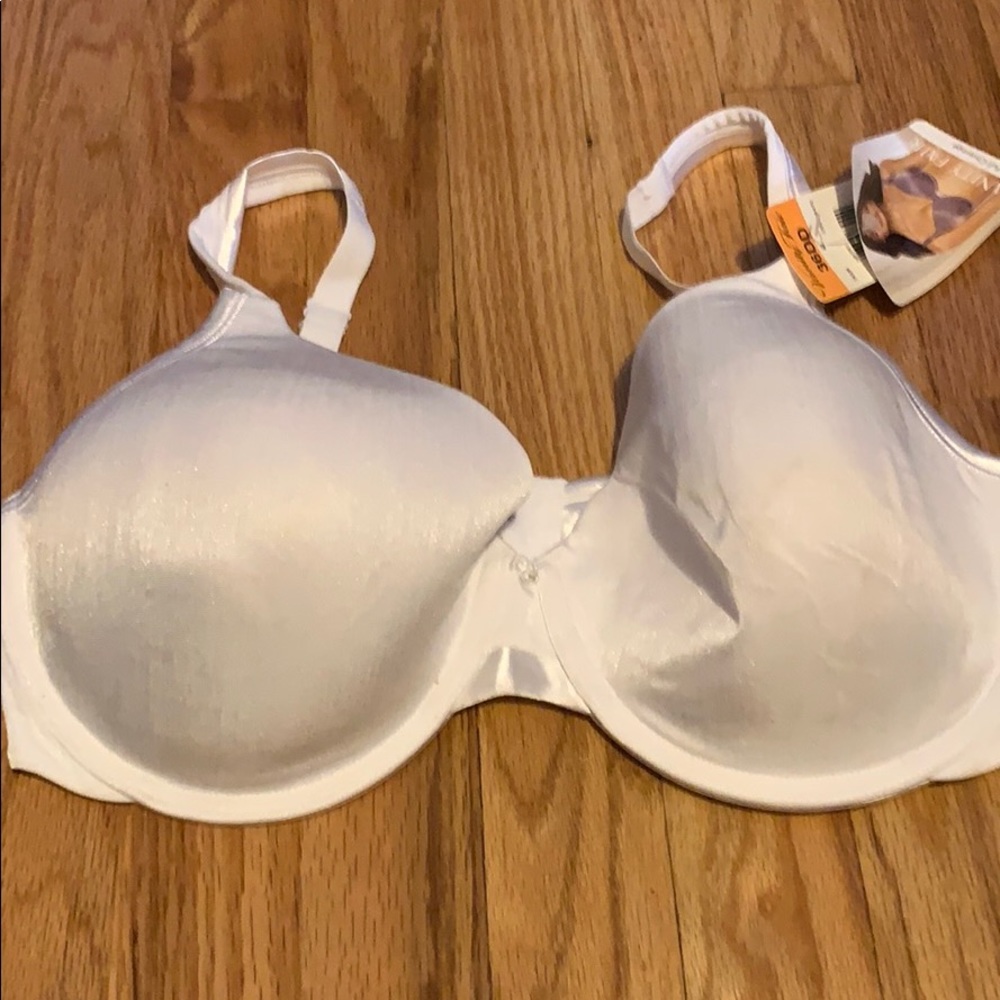 Vanity fair white bra